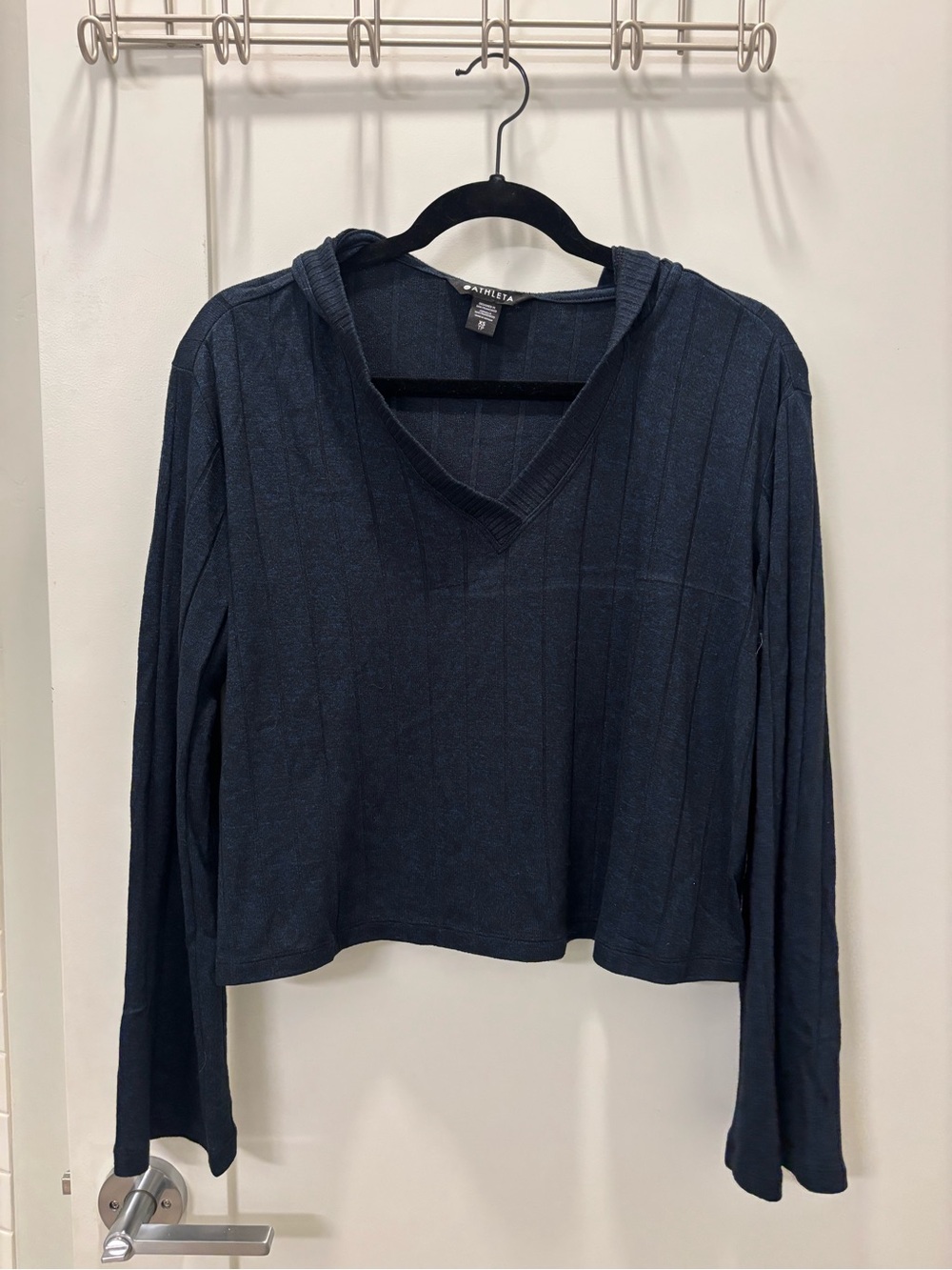 MOVING SALE: Athleta Navy Ribbed V-Neck Hooded Sweater